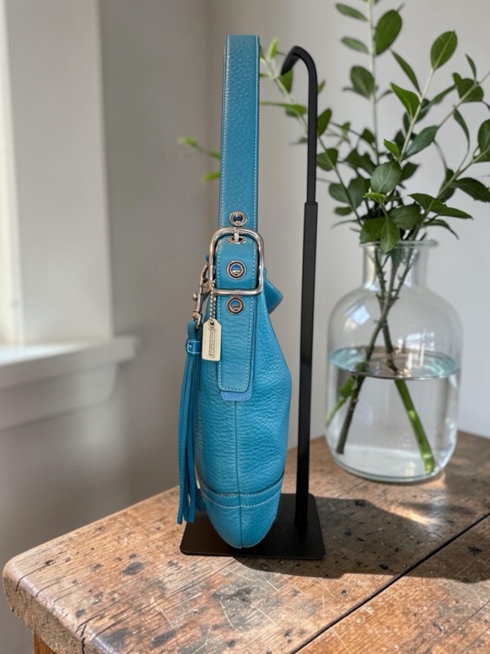 Coach Legacy Slim Duffle - Picture 3 of 16